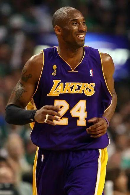 警惕憎恶智能！《战锤》发行商GW财报明确“禁AI”